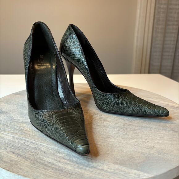 Gucci Snakeskin Embossed Pointed-Toe Dark Green Leather Pumps Italy US Size 7 - Picture 1 of 14